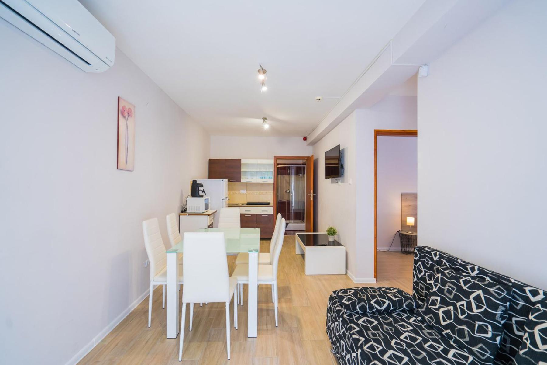 Riviera Apartmanhaz Siofok Dış mekan fotoğraf